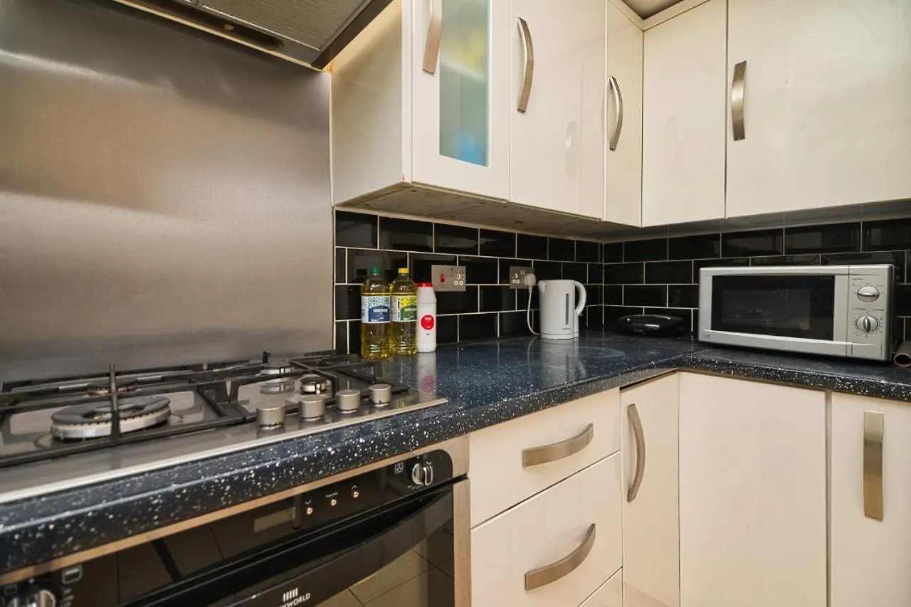 Guest house Modern London Double Bedroom United Kingdom